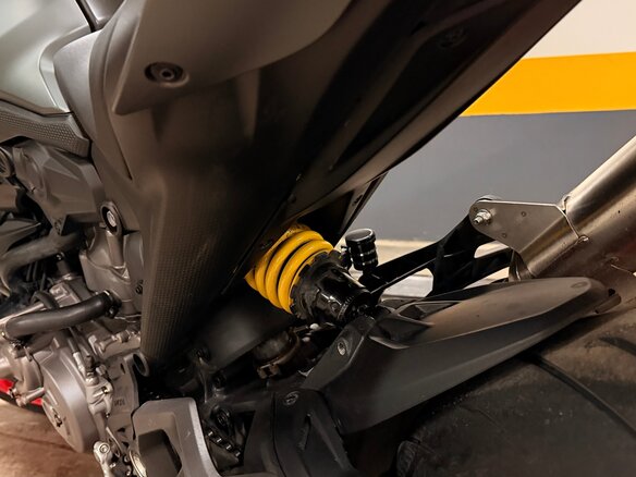 2021 Ducati Monster 937, серый, 1285000 рублей - вид 23