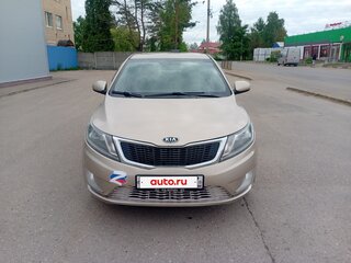 2013 Kia Rio 5-speed III, бежевый, 580000 рублей, вид 3