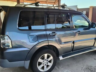 2007 Mitsubishi Pajero IV, серый, 1000000 рублей, вид 2