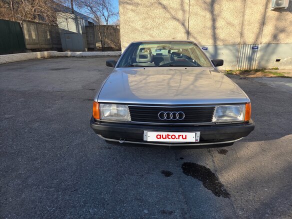1990 Audi 100 III (C3) Рестайлинг, серебристый, 860000 рублей
