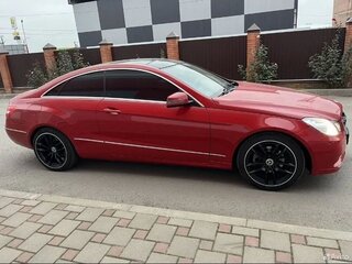 2012 Mercedes-Benz E-Класс 200 7G-Tronic IV (W212, S212, C207), красный, 1250000 рублей, вид 2