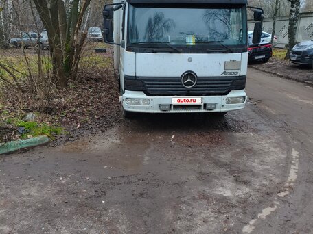 2002 Mercedes-Benz Atego, белый, 2100000 рублей, вид 1