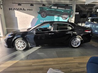2018 Toyota Camry VIII (XV70), чёрный, 2590000 рублей, вид 4
