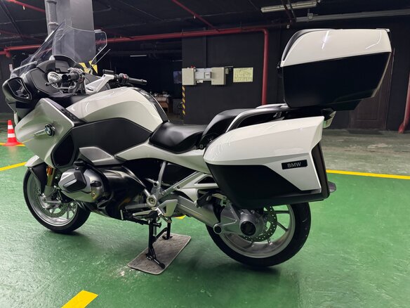2019 BMW R 1250 RT, белый - вид 17