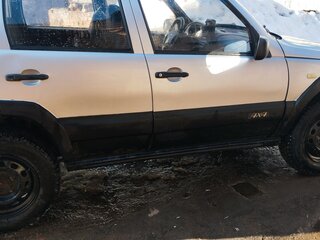 2006 Chevrolet Niva I, серебристый, 248000 рублей, вид 5