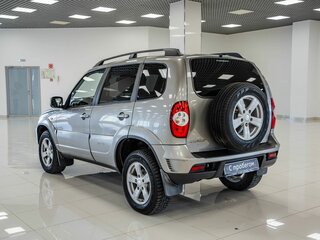 2016 Chevrolet Niva I Рестайлинг, бежевый, 588000 рублей, вид 4