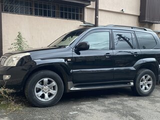 2008 Toyota Land Cruiser Prado 5-speed 120 Series Рестайлинг, чёрный, 1740000 рублей, вид 1