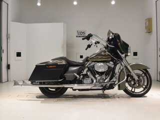 2012 Harley-Davidson Street Glide, коричневый, 835000 рублей, вид 2