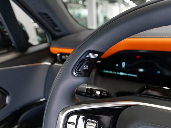 2026 Zeekr 9X 70 kWh, чёрный, 15100000 рублей - вид 28