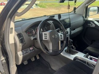 2008 Nissan Pathfinder III, чёрный, 900000 рублей, вид 2
