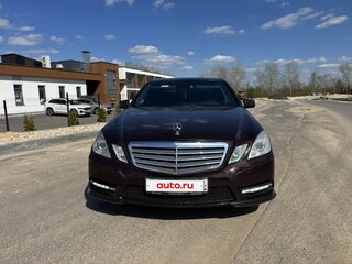 2013 Mercedes-Benz E-Класс 200 7G-Tronic IV (W212, S212, C207), коричневый, 1650000 рублей, вид 2