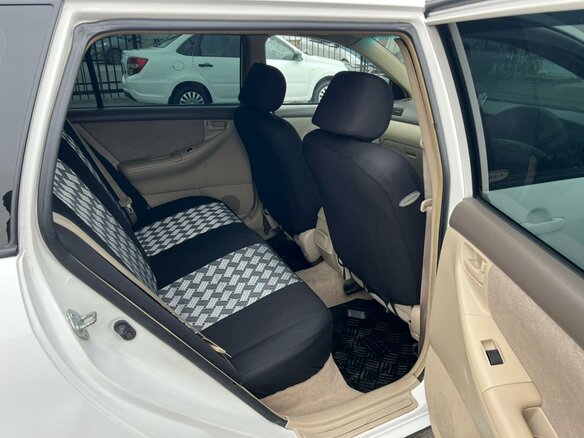 2000 Toyota Corolla Fielder IX (E120, E130), белый, 399999 рублей - вид 12