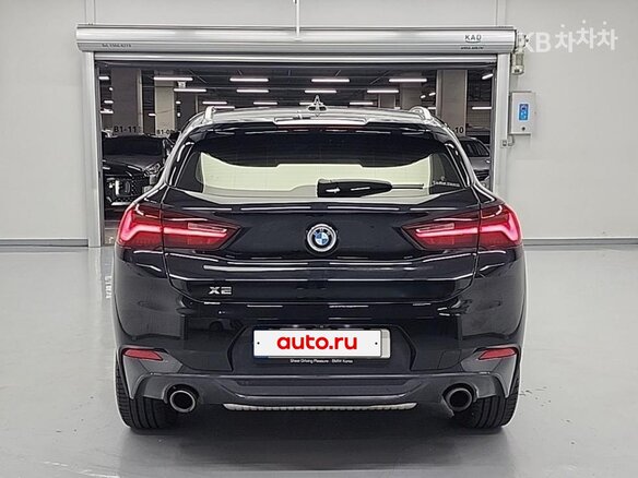 2023 BMW X2 xDrive18d I (F39), чёрный - вид 3