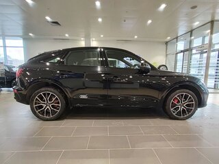 2025 Audi Q5 Sportback L 45 TFSI I (FY), чёрный, 6400000 рублей, вид 3
