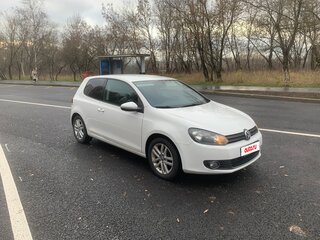2011 Volkswagen Golf VI, белый, 700000 рублей, вид 3