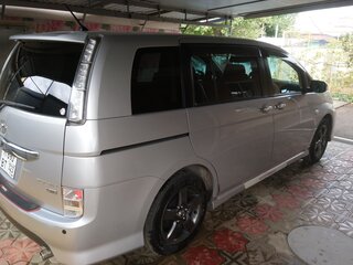 2012 Toyota ISis I Рестайлинг, серебристый, 1490000 рублей, вид 4
