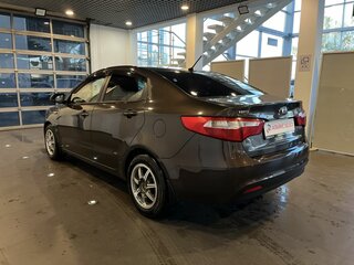 2014 Kia Rio III, коричневый, 965000 рублей, вид 5