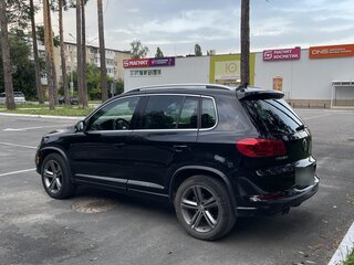 2016 Volkswagen Tiguan I Рестайлинг, чёрный, 1600000 рублей, вид 5