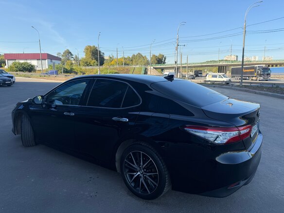 2018 Toyota Camry VIII (XV70), чёрный, 2700000 рублей - вид 17
