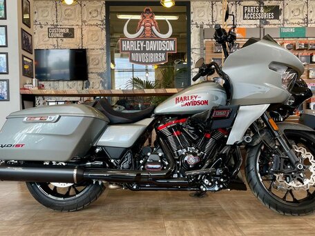 2025 Harley-Davidson CVO Road Glide ST, серый, 6200000 рублей, вид 4
