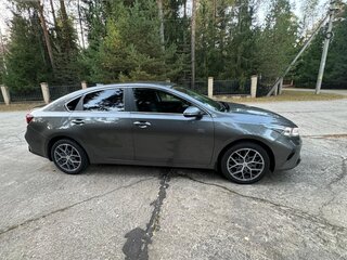 2022 Kia Cerato IV Рестайлинг, серый, 2300000 рублей, вид 5