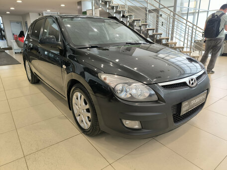 2009 Hyundai i30 I, чёрный, 360000 рублей, вид 3