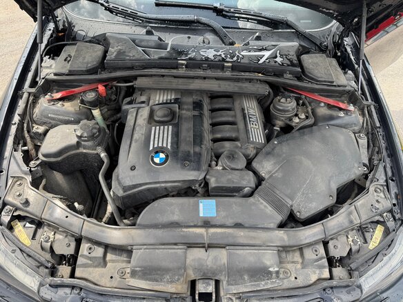 2008 BMW 3 серии 325i V (E90/E91/E92/E93) Рестайлинг, чёрный, 1200000 рублей - вид 19