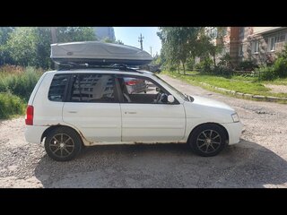 2002 Mazda Demio I (DW), белый, 170000 рублей, вид 4