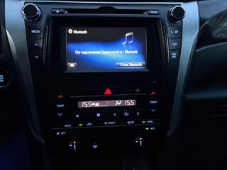 2015 Toyota Camry VII (XV50) Рестайлинг, чёрный, 1400000 рублей, вид 4