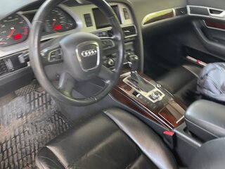 2010 Audi A6 III (C6) Рестайлинг, чёрный, 690000 рублей, вид 3