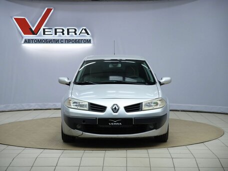2006 Renault Megane II Рестайлинг, серый, 200000 рублей, вид 2