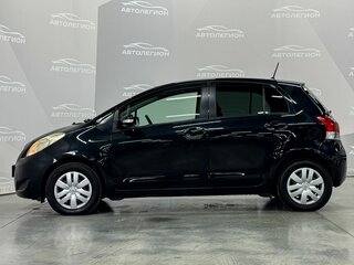 2010 Toyota Vitz II (XP90), чёрный, 750000 рублей, вид 2