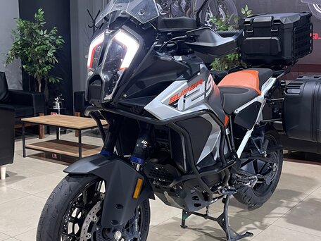 2023 KTM 1290 Super Adventure S, белый, 1590000 рублей, вид 2