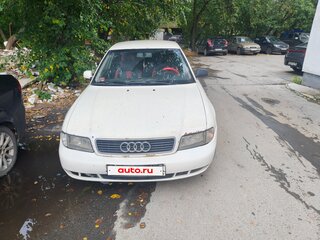 1996 Audi A4 I (B5), белый, 165000 рублей, вид 2