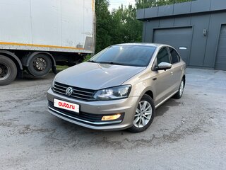 2017 Volkswagen Polo V Рестайлинг, бежевый, 980000 рублей, вид 1