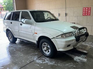 1997 SsangYong Musso I, белый, 450000 рублей, вид 1
