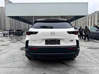 2023 Mazda CX-50, белый, 2760000 рублей, вид 5
