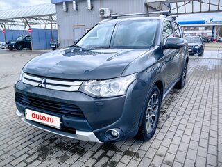 2014 Mitsubishi Outlander III Рестайлинг, серый, 1690000 рублей, вид 2