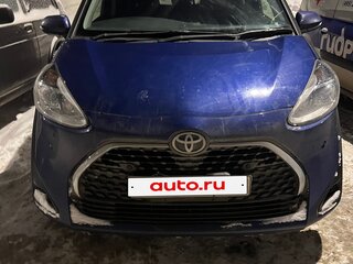 2021 Toyota Sienta II Рестайлинг, синий, 1600000 рублей, вид 1