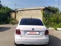 2018 Volkswagen Polo V Рестайлинг, белый, 1050000 рублей - вид 2