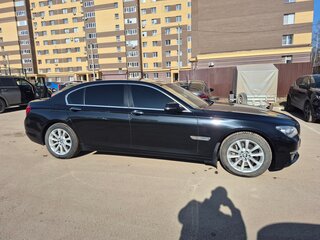2015 BMW 7 серии 750i xDrive V (F01/F02/F04) Рестайлинг, чёрный, 1850000 рублей, вид 5