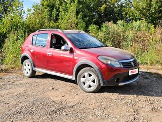 2013 Renault Sandero Stepway I, красный, 850000 рублей, вид 3