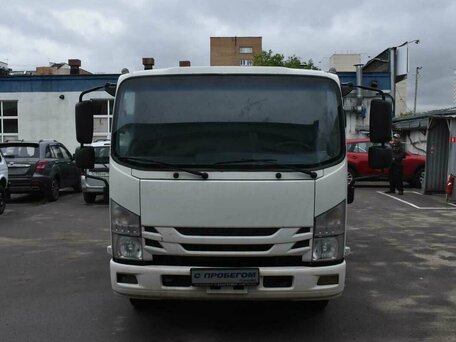2021 Isuzu Elf (N-series), белый, 3000000 рублей, вид 2