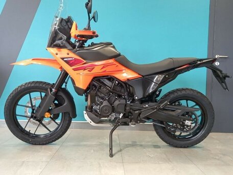 2026 KTM 390 Adventure X, оранжевый, 709900 рублей, вид 2