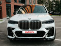 2019 BMW X7 M50d I (G07), белый, 7500000 рублей - вид 2