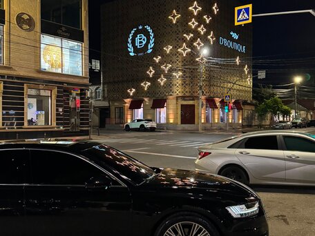 2020 Audi A8 50 TDI IV (D5), чёрный, 5200000 рублей, вид 3