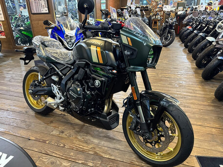 2026 Suzuki GSX-8TT, зелёный, 1100000 рублей, вид 1