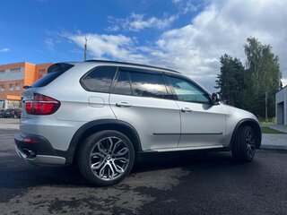 2008 BMW X5 4.8i II (E70), серебристый, 1550000 рублей, вид 4