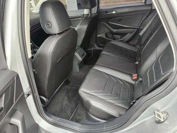 2022 Volkswagen Jetta VII Рестайлинг, серебристый, 1490750 рублей - вид 12