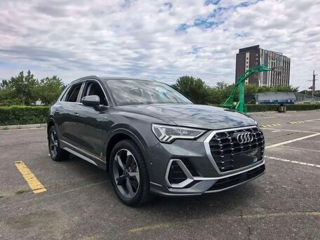 2023 Audi Q3 35 TFSI II (F3), серый, 2650000 рублей, вид 3